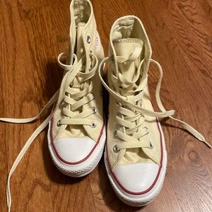 New converse hi top